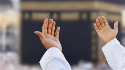 مناسك العمرة في نقاط.. ماذا يفعل المعتمر منذ وصوله الميقات وحتى إتمام السعي؟