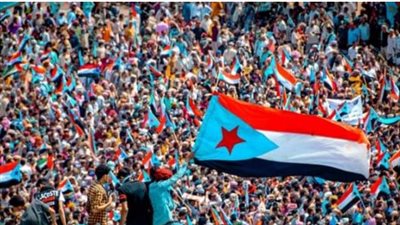 إرادة لا تنكسر.. شعب الجنوب العربي يجدد تمسكه بساحات الاعتصام لاستعادة الدولة الفيدرالية