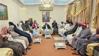 تلاحم قبلي وسياسي في حضرموت: علي الكثيري يستقبل وفد قبائل المناهيل لتعزيز استقرار الوادي