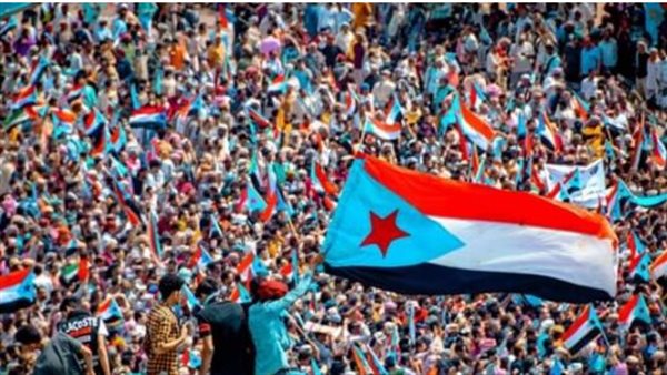 إرادة لا تنكسر.. شعب الجنوب العربي يجدد تمسكه بساحات الاعتصام لاستعادة الدولة الفيدرالية