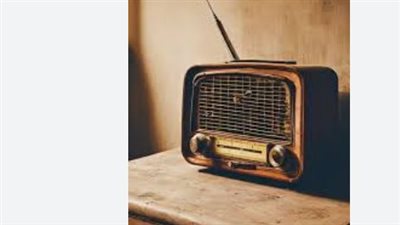 تردد إذاعة القرآن الكريم 98.2 FM: كيف تستقبل الإذاعة في سيارتك بوضوح؟