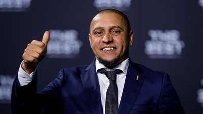 بالصدفة.. روبرتو كارلوس يخضع لجراحة عاجلة بعد اكتشاف أزمة في القلب