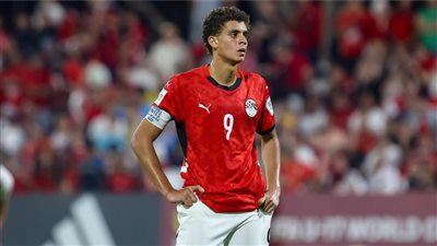 برشلونة ينسحب من صفقة حمزة عبد الكريم بسبب مطالب الأهلي المادية