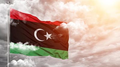 محتجون أمام مقر بعثة الأمم المتحدة في طرابلس يطالبون بانتخابات عاجلة