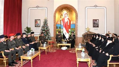 الفريق أول عبد المجيد صقر يهنئ البابا تواضروس الثانى بعيد الميلاد المجيد