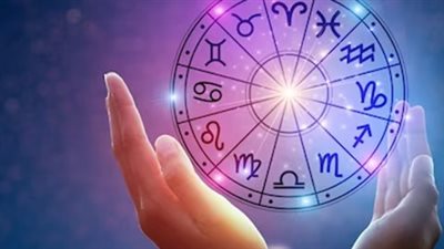 توقعات الأبراج وحظك اليوم: دليلك الشامل للنجاح مهنيًا وعاطفيًا