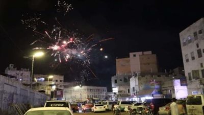 لحج الخضراء تفيض بالفرح: ساحة الحرية بالحوطة تحتفي بدستور الجنوب العربي وتمهد لمليونية 