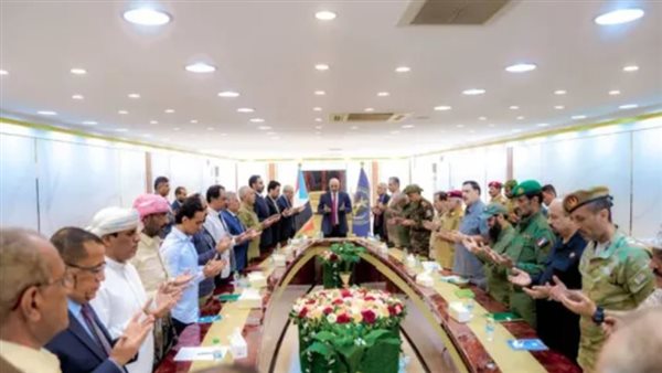 برئاسة الزُبيدي.. انتقالي الجنوب يضع النقاط على الحروف بشأن الأوضاع المأساوية في حضرموت والمهرة