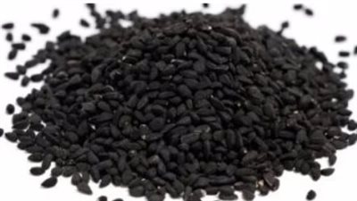 صيدلية ربانية في منزلك.. ماذا يحدث لجسمك عند تناول حبة البركة على الريق يوميًا؟