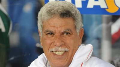 المعلم بخير.. أول ظهور للكابتن حسن شحاتة وتطورات حالته الصحية في منزل نجله كريم