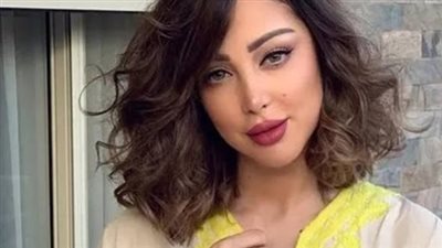 بسمة بوسيل في مغامرة سفاري ساحرة بالسعودية.. وتساؤلات حول علاقتها بتامر حسني تتجدد!