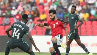 الفراعنة والنسور في صدام 