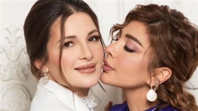 شام الذهبي تطلب دعم الجمهور لدخول عالم الغناء: 