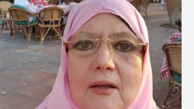 بعد لقاء نجلها.. شمس البارودي تفتح النار على راغدة شلهوب وتكشف حقيقة خلع النقاب