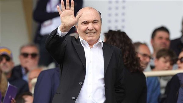 نادي فيورنتينا الإيطالي يعلن وفاة رئيسه