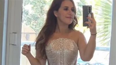 بإطلالة ملكية.. شيري عادل تخطف الأنظار بفستان 