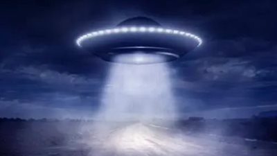 بروفيسور من هارفارد يفجر مفاجأة: الجسم الغامض ليس مذنبًا بل سفينة استطلاع متطورة