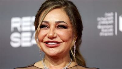 ليلى علوي تحتفل بعيد ميلاد مي عز الدين وأنغام برسائل مؤثرة