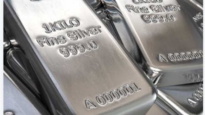 تحديث لحظي لأسعار الفضة عيار 925 و999 اليوم الخميس في الأسواق