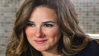 شيري عادل في 