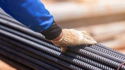 تحديث لحظي.. سعر طن حديد عز اليوم السبت للمستهلك ومفاجأة في تكلفة مواد البناء