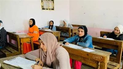 التعليم تشدد على مراجعة 