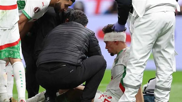 إصابة دموية للمغربي نائل العيناوى في نهائي أمم إفريقيا أمام السنغال