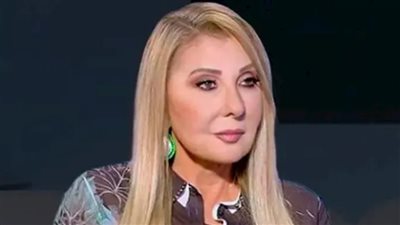 بفستان أسود من الدانتيل.. نادية الجندي تبرهن مجددًا أنها أيقونة الجمال والرشاقة الدائمة في السينما العربية