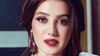 السيرة الذاتية لكندة علوش: رحلة النجمة السورية من دمشق إلى منصات العالمية