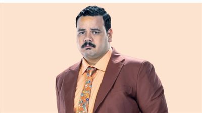 من المسرح الأكاديمي إلى النجومية.. قصة كفاح وموهبة الفنان مصطفى غريب