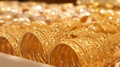 المعدن الأصفر في مواجهة التضخم.. رصد شامل لأسعار الذهب والجنيه الذهب اليوم بمصر
