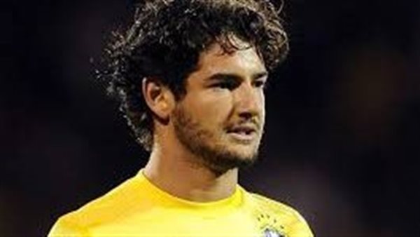 باتو ينضم لـ “نادي الملاك”.. نجم السامبا يشتري ناديًا إنجليزيًا