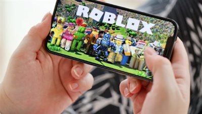 من مجلس الشيوخ.. تحركات برلمانية وحكومية لمواجهة مخاطر الهواتف المحمولة على الأطفال