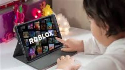 دليل أولياء الأمور: بدائل آمنة بعد حجب لعبة روبلوكس 