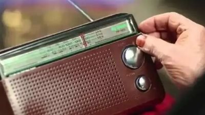 كيفية ضبط تردد إذاعة القرآن الكريم على أجهزة الراديو العادية (FM) و(AM)