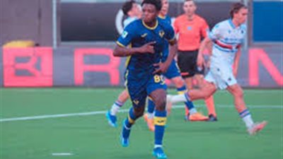 ميلان يحسم صفقة سيسيه ويرسم طريق تطوره عبر بوابة الدرجة الثانية