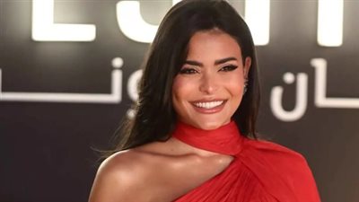 أسماء جلال تشعل السوشيال ميديا بفيديو من 