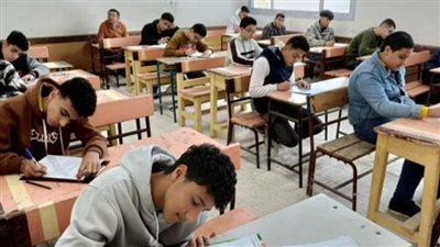 محافظ المنيا يهنئ أوائل الشهادة الإعدادية ويوجه رسالة شكر للمعلمين والإداريين