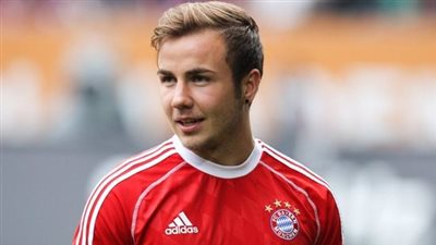 رسميًا.. الثنائي سترلينج وجوتزه ينضمان إلى دوري الدرجة الأولى الإماراتي