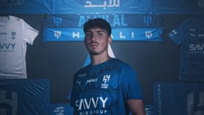 رسميًا.. الهلال يحسم مصير يوسف أكتشيشيك ويغلق باب الرحيل في الشتوية