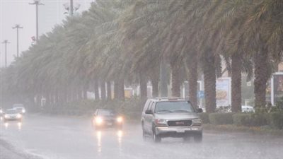 تحذير عاجل للسائقين: نشاط للرياح بسرعة 40 كم/س يهدد الرؤية على الطرق الصحراوية والسريعة