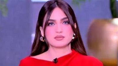 ياسمين عز تواصل الدفاع عن 