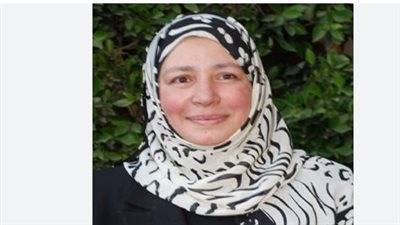 لغز عبلة كامل: كيف تحول ظهور إعلاني خاطف إلى تظاهرة حب واشتياق جماهيري؟