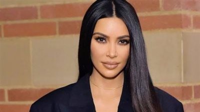 كيم كارداشيان في 2026: كيف أعادت تعريف مفهوم الشهرة والبيزنس في عصر الرقمية؟