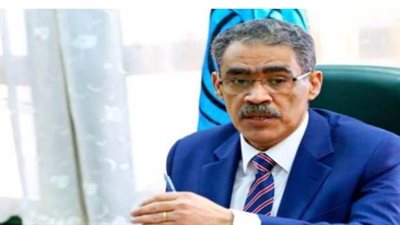 ضياء رشوان.. خبير الشؤون السياسية الذي تحول إلى صانع للقرار الإعلامي في مصر