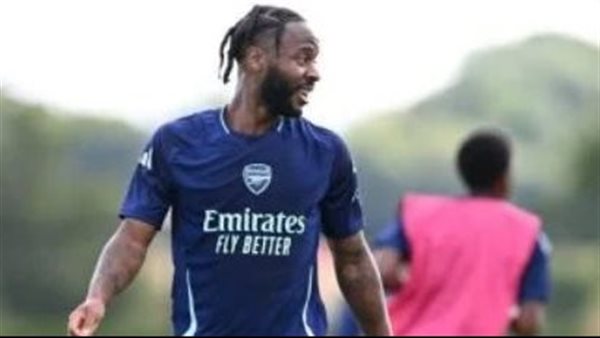 صفقة العام في هولندا.. رحيم سترلينج يوقع لفينورد حتى نهاية 2026 صفقة العام في هولندا.. رحيم سترلينج يوقع لفينورد حتى نهاية 2026