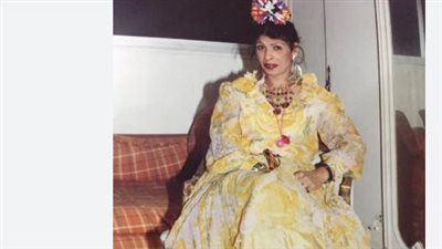 بعيدًا عن بلاتوهات التصوير.. فيديو نادر يجمع عائشة الكيلاني بحفيدتها ويوثق أحدث ظهور لها