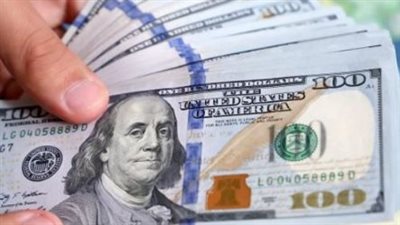 المصرف المتحد وبنك الإسكندرية.. تباين طفيف في أسعار الدولار مع الحفاظ على استقرار السوق