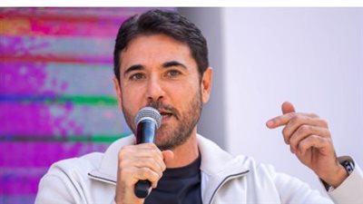 أحمد عز يعود للإذاعة في رمضان 2026: 