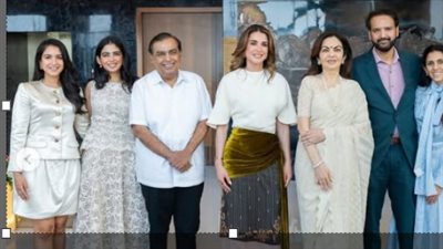 الملكة رانيا العبدالله تبهر متابعيها بإطلالة بيضاء ساحرة خلال مشاركتها في قمة تايمز بالهند